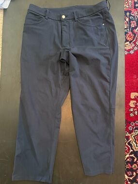 lululemon athletica Navy ABC pants - 32 Like New